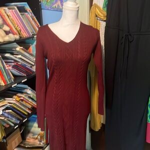 Avenue Burgundy Sweater Dress. 14/16.